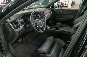 XC60 2.0 T8 RECHARGE ULTIMATE DARK AWD