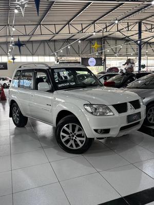PAJERO TR4