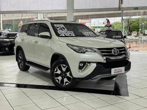 HILUX SW4