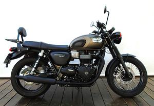 BONNEVILLE T100 BLACK 900