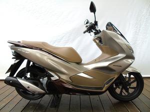 PCX 150 DLX