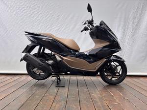 PCX DLX