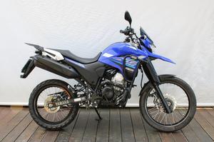XTZ 250 LANDER CONNECTED