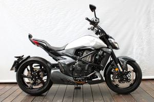V350