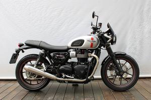 STREET TWIN