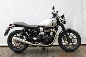 STREET TWIN