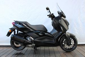 XMAX 250 CONNECTED ABS
