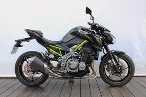KAWASAKI Z900