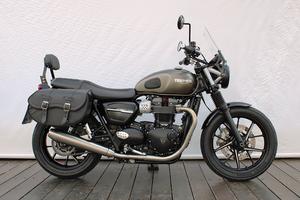 TRIUMPH STREET TWIN