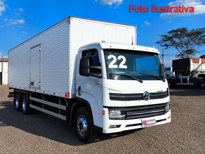 VOLKSWAGEN VW 13.180 6X2