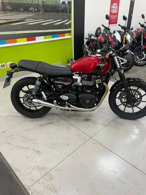 SPEED TWIN 