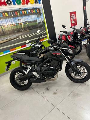 CB 650 R ABS