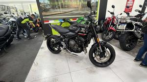 TRIDENT 660