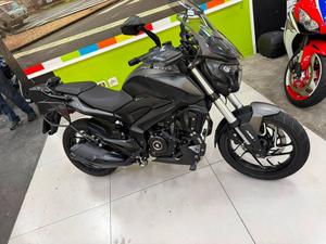 DOMINAR 400
