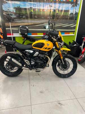 STREET SCRAMBLER