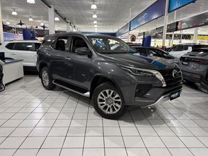 TOYOTA HILUX SW4 2.8 D-4D TURBO SRX 7L 4X4