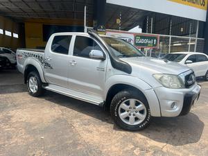 TOYOTA HILUX 2.4 4X4 CD 8V