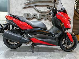 YAMAHA XMAX ABS