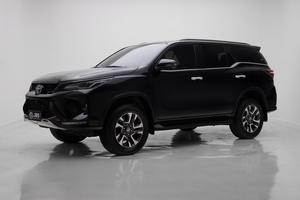 TOYOTA HILUX SW4 2.8 D-4D TURBO SRX 7L 4X4
