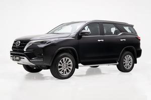 TOYOTA HILUX SW4 2.8 D-4D TURBO SRX 7L 4X4