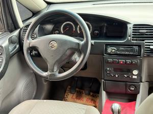 ZAFIRA 2.0 MPFI COMFORT 8V