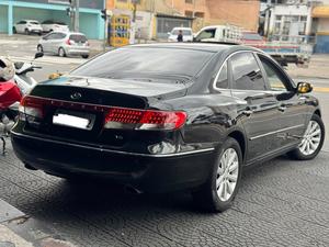 AZERA 3.3 MPFI GLS SEDAN V6 24V
