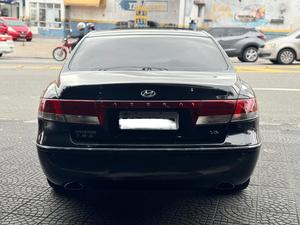 AZERA 3.3 MPFI GLS SEDAN V6 24V