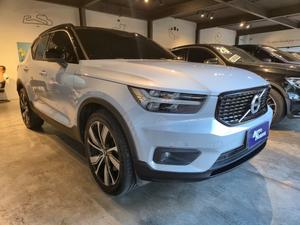 XC40