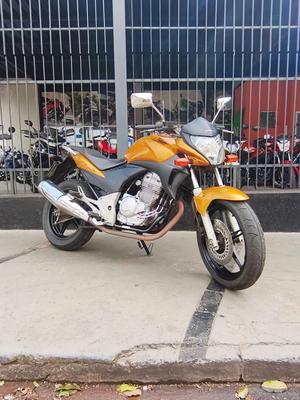 HONDA CB 300R