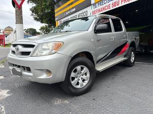 HILUX