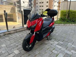 XMAX ABS