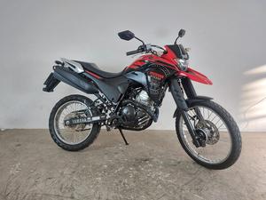 XTZ 250 LANDER