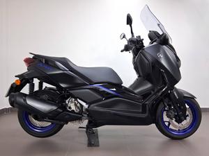 XMAX 300 CONNECTED ABS