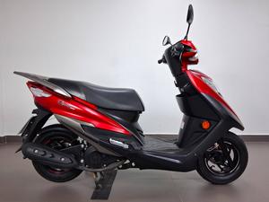 LINDY 125