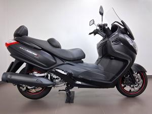 MAXSYM 400i
