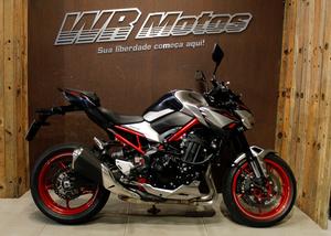 Z900