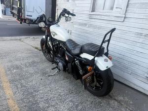 SPORTSTER IRON 883 