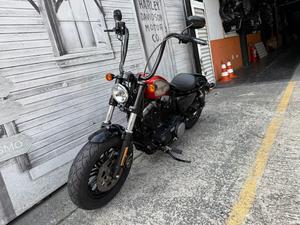 SPORTSTER FORTY-EIGHT 