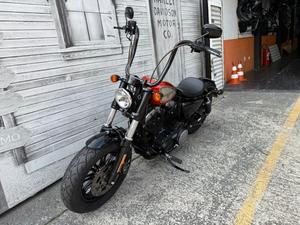 SPORTSTER FORTY-EIGHT 