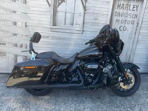 HARLEY-DAVIDSON STREET GLIDE SPECIAL
