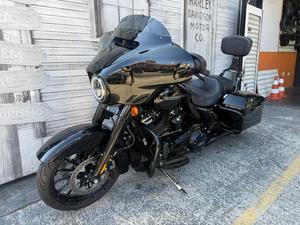 STREET GLIDE SPECIAL