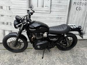 STREET SCRAMBLER 
