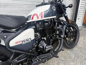 SHOTGUN 650 STENCIL WHITE 