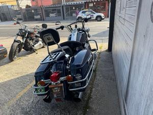 ROAD KING POLICE FLHP 