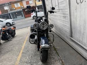 ROAD KING POLICE FLHP 