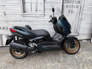 XMAX 250 CONNECTED ABS