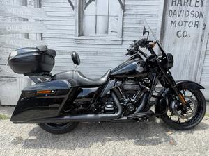 HARLEY-DAVIDSON ROAD KING SPECIAL