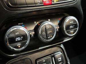 RENEGADE 2.0 16V TURBO LONGITUDE 4X4