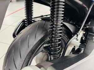 PCX 160 DLX 