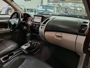 PAJERO DAKAR 3.5 HPE 7 LUGARES 4X4 V6 24V